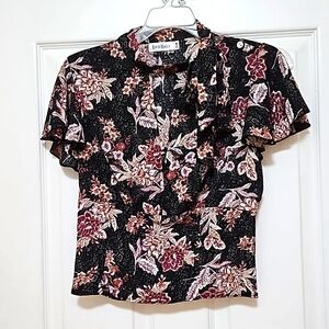 Room Mates Floral Top Medium
